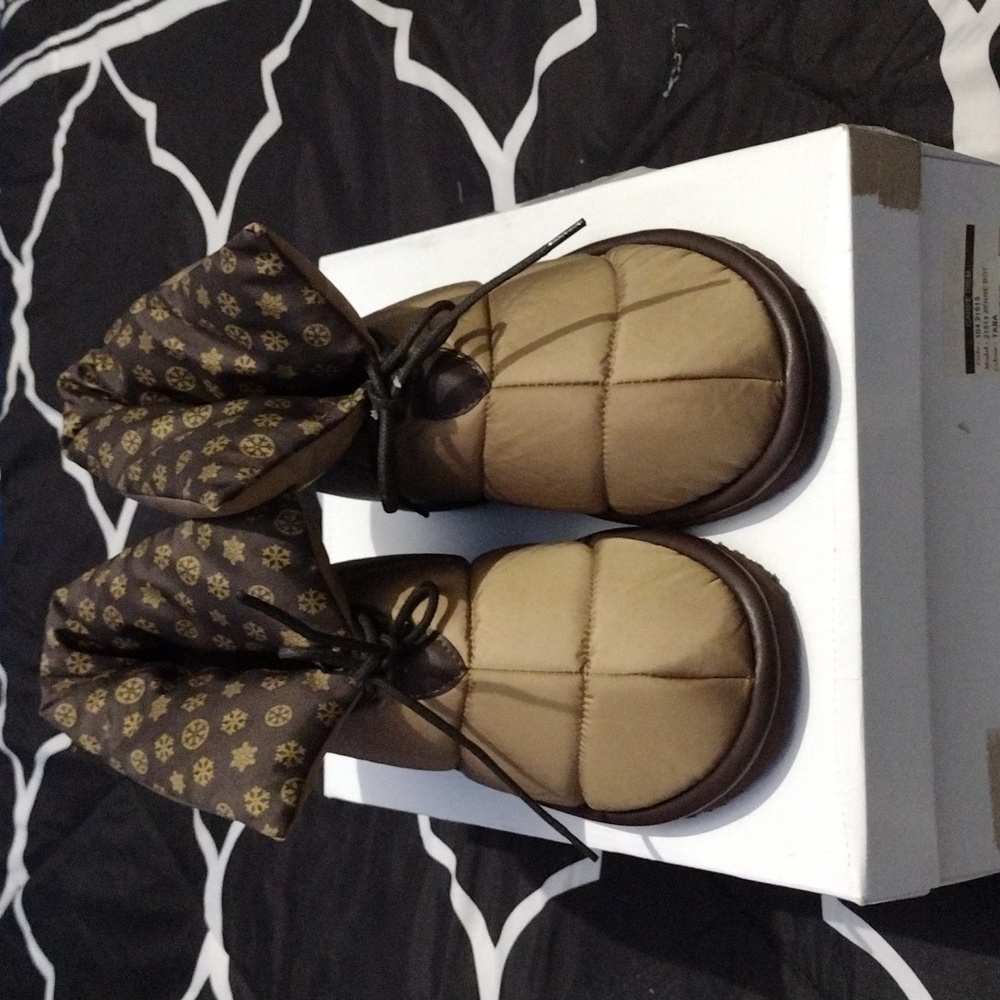 Carpe Diem Quilted Boots - Picture 6 of 13